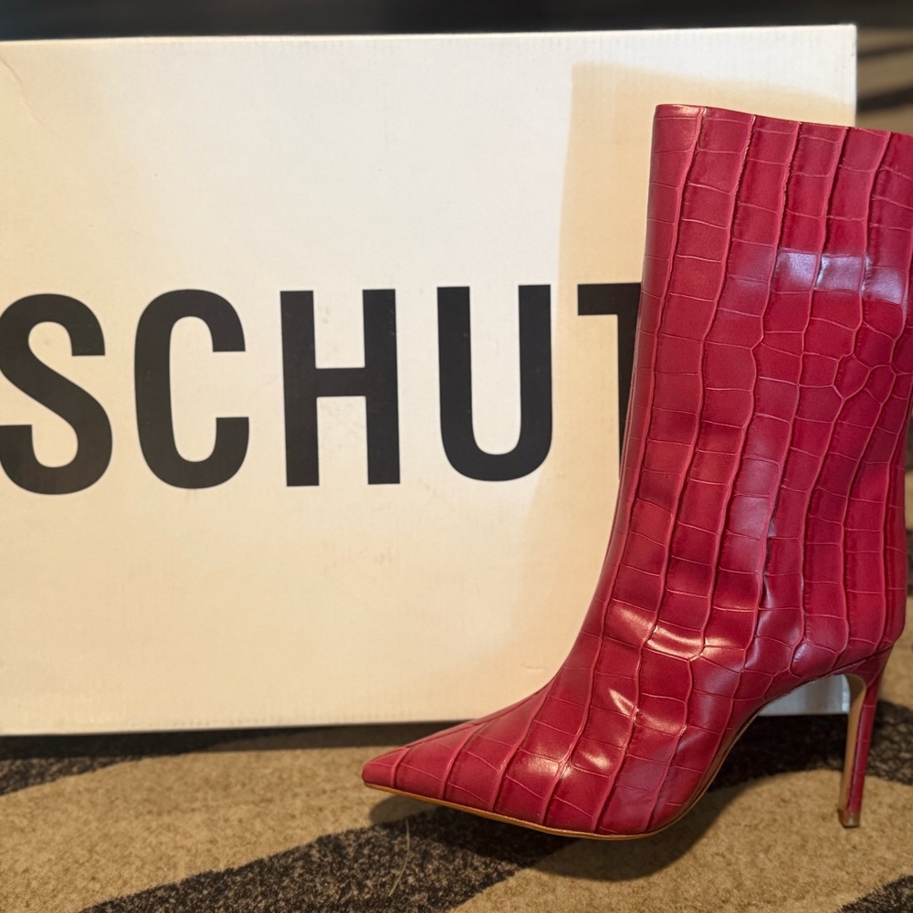 SCHUTZ Red Heeled Boots with Quilted Texture